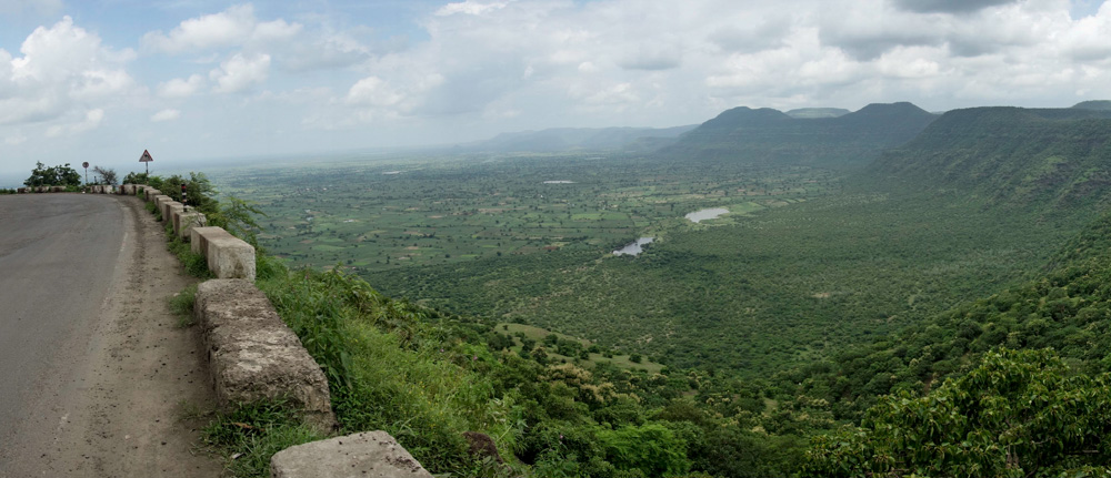 Entre Ellora y Dhule.