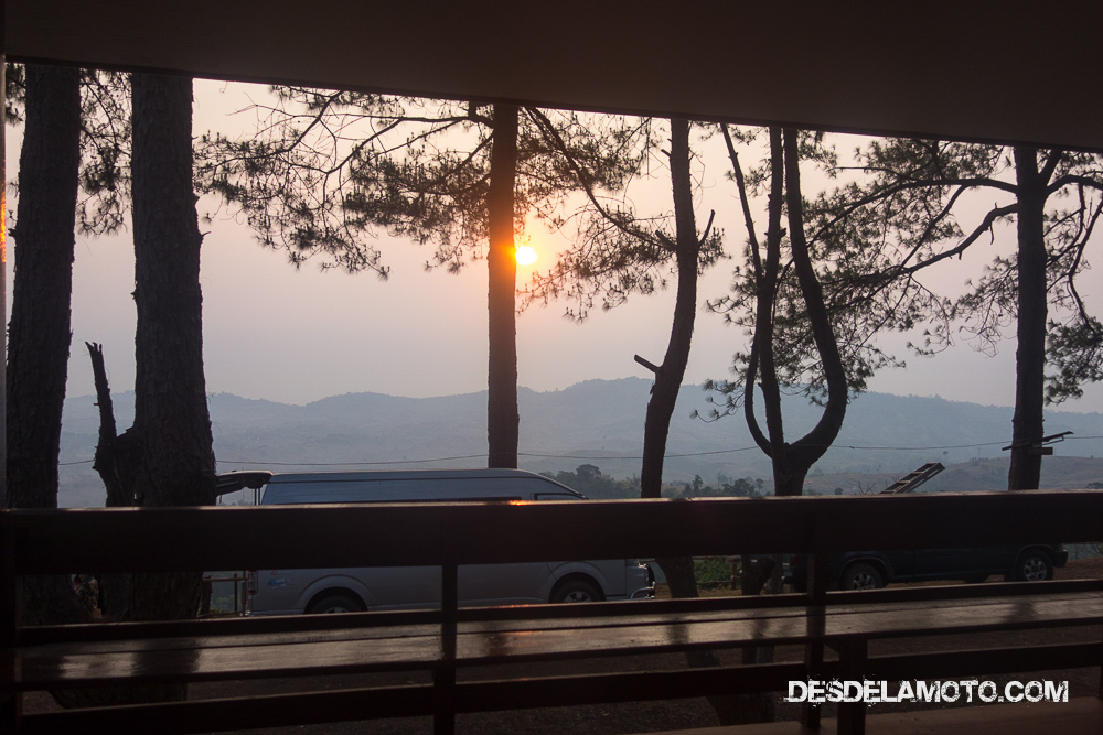 Amanecer en el este de Tailandia.